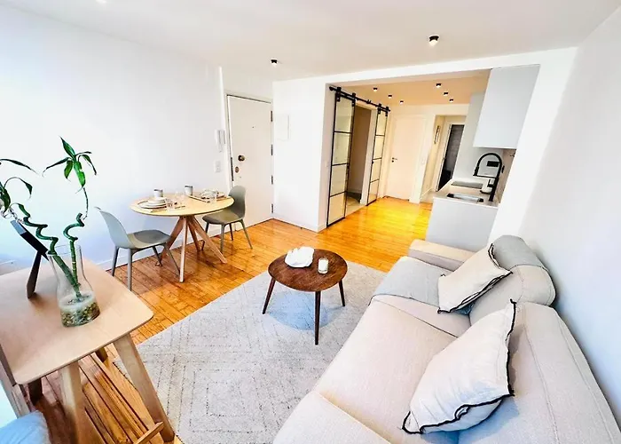 The Estrela House - No 107 - 2D - Comfort Two-Bedroom Apartment